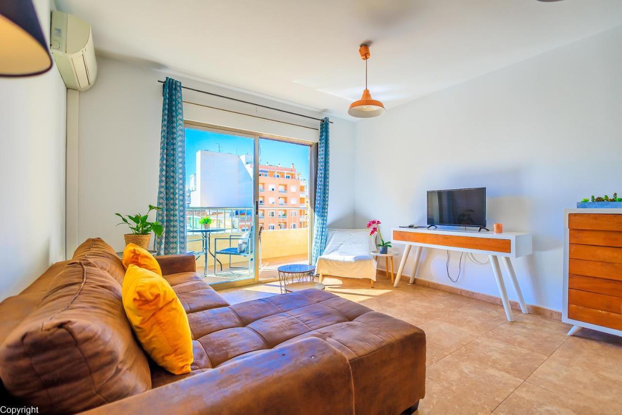 Apartamentos Madrid Torrevieja Luaran gambar