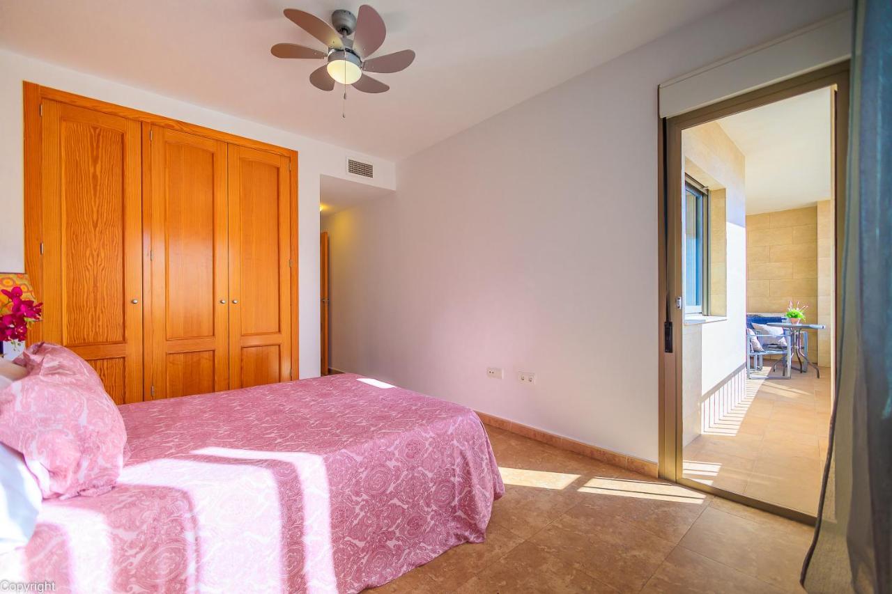Apartamentos Madrid Torrevieja Luaran gambar