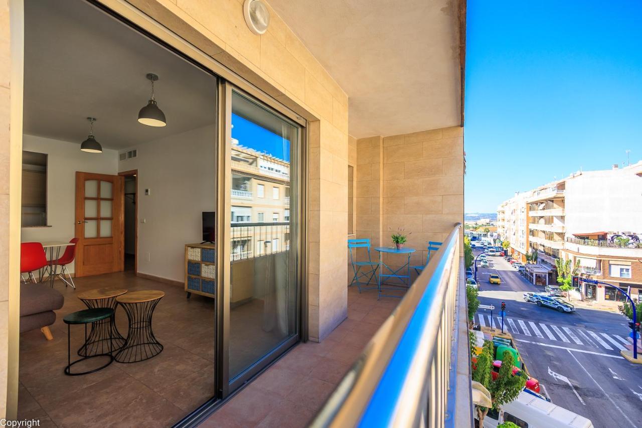Apartamentos Madrid Torrevieja Luaran gambar