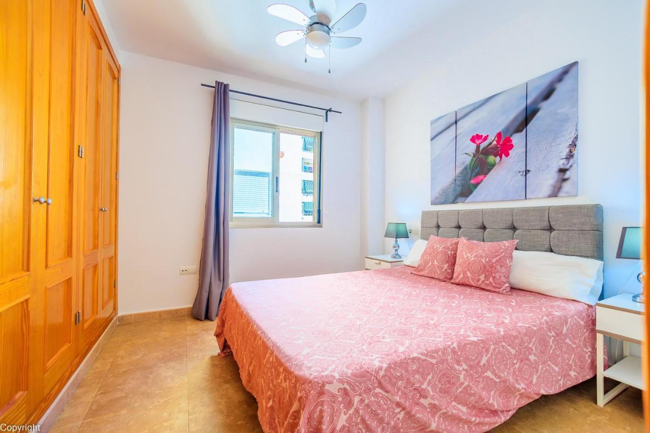 Apartamentos Madrid Torrevieja Luaran gambar