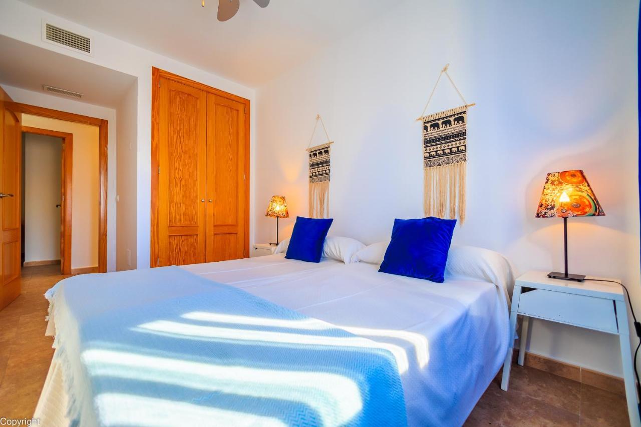 Apartamentos Madrid Torrevieja Luaran gambar