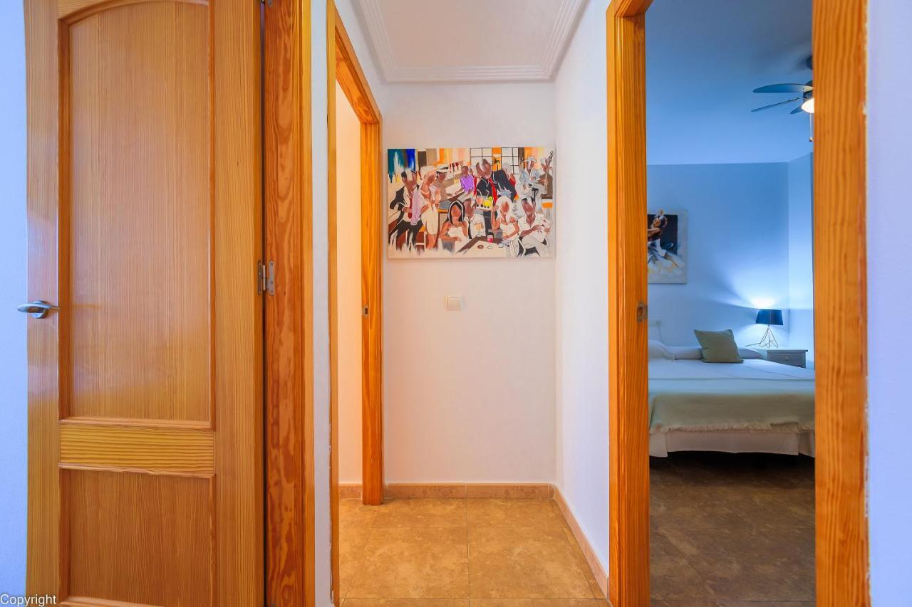 Apartamentos Madrid Torrevieja Luaran gambar