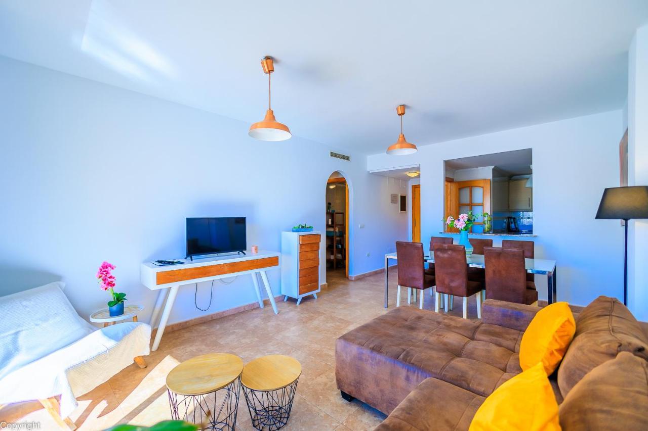 Apartamentos Madrid Torrevieja Luaran gambar