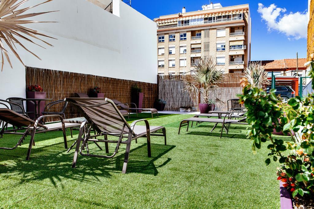 Apartamentos Madrid Torrevieja Luaran gambar